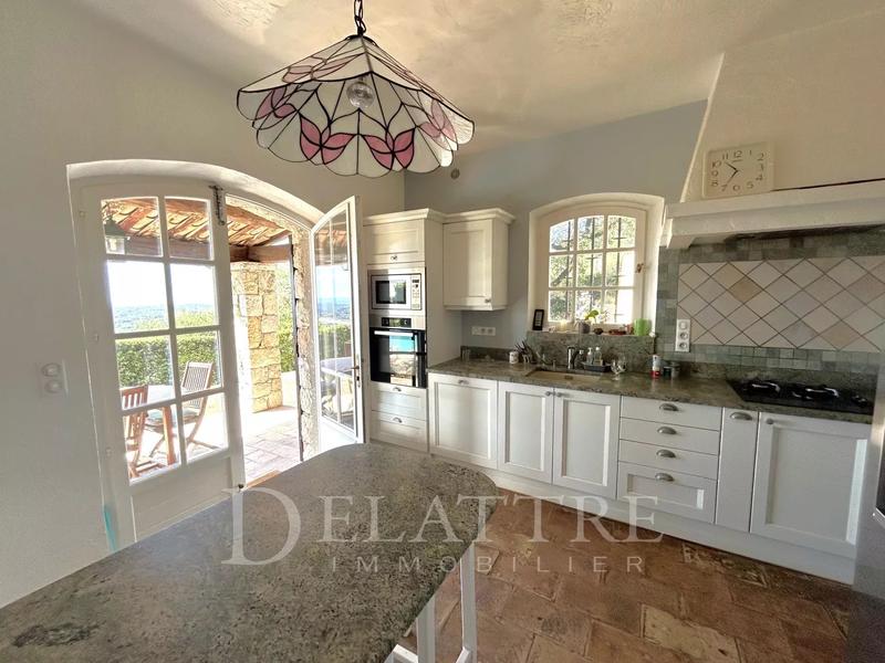 Villa - 160 m² - 5 pièces