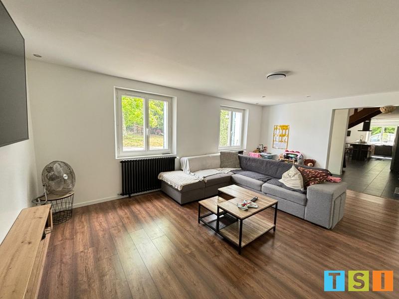 Maison - 207 m² - 8 pièces