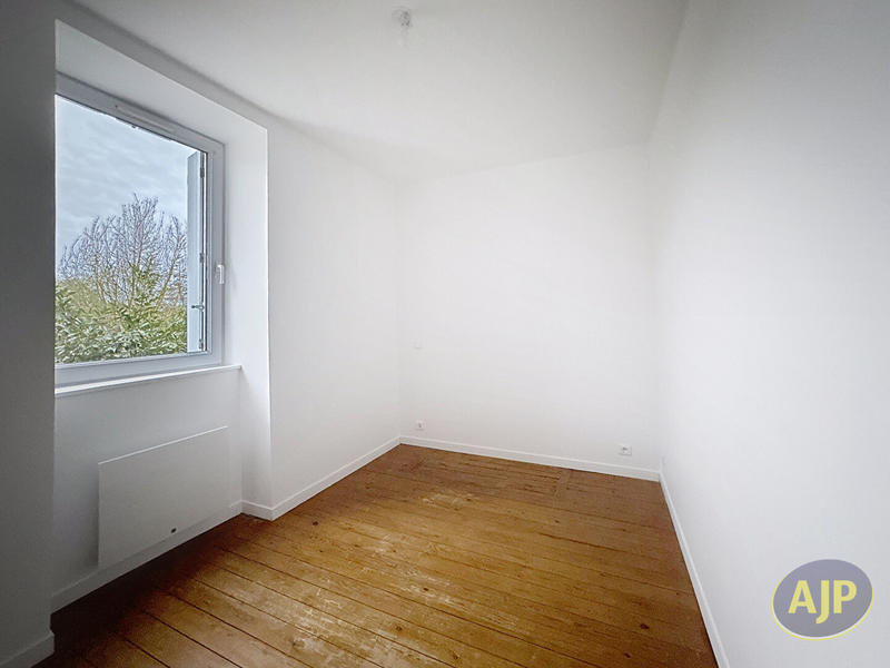 Maison - 83 m² - 4 pièces