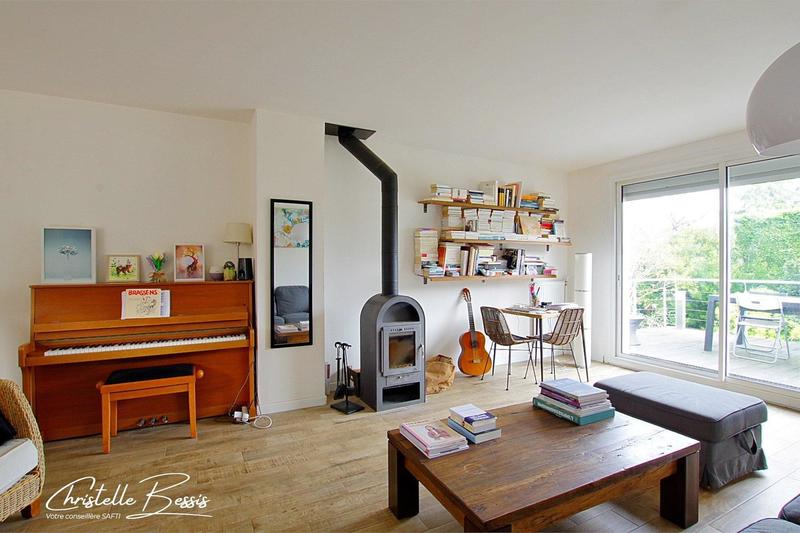 Maison - 104 m² - 4 pièces