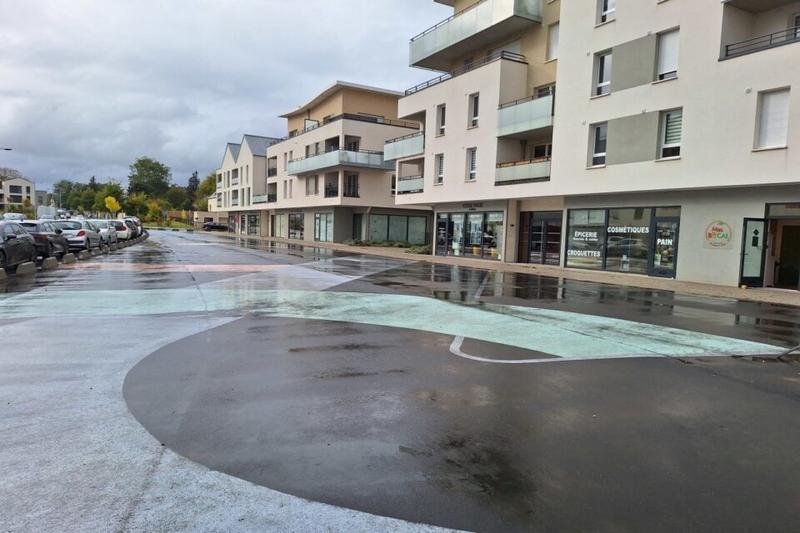 Local commercial - 109 m²