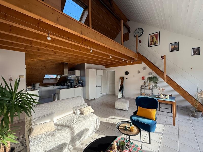 Appartement - 97 m² - 5 pièces