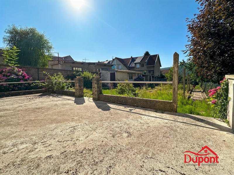 Maison - 99 m² - 5 pièces