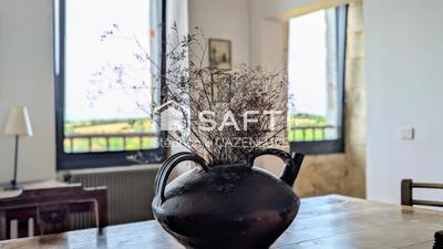 Maison - 233 m² - 9 pièces