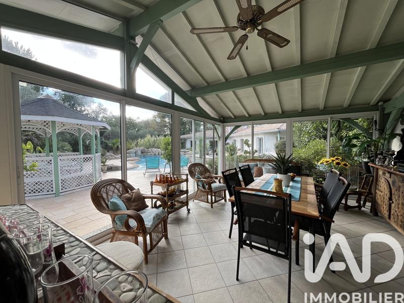 Maison - 190 m² - 5 pièces