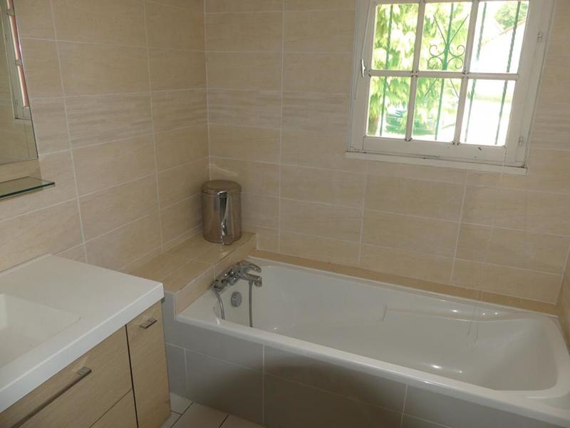 Pavillon - 175 m² - 7 pièces