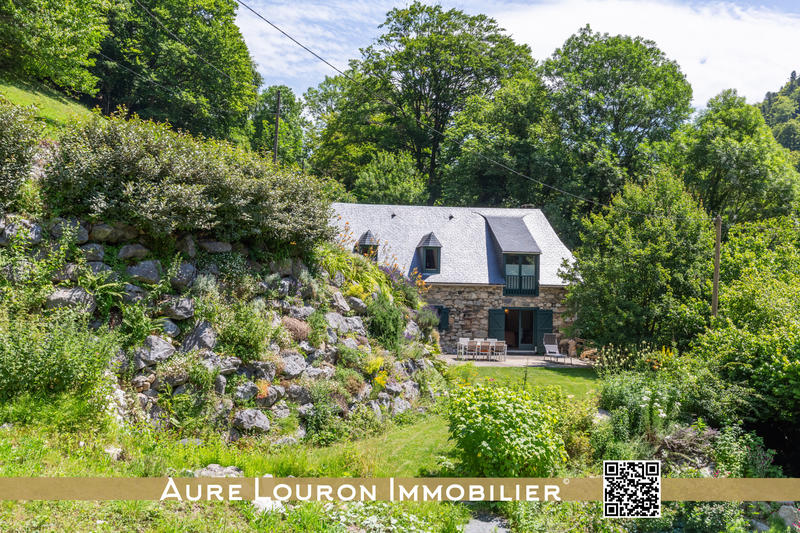 Maison - 196 m² - 7 pièces