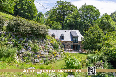 Maison - 196 m² - 7 pièces