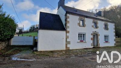 Maison - 137 m² - 5 pièces