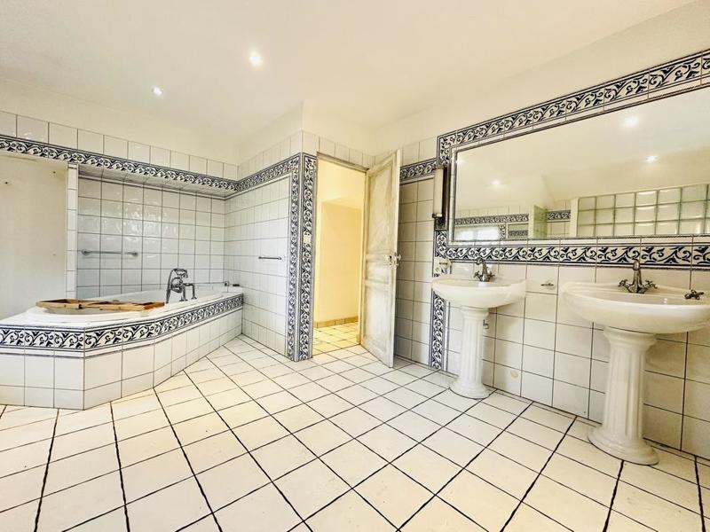 Longère - 225 m² - 8 pièces