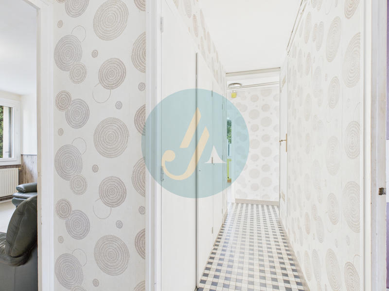 Appartement - 81 m² - 5 pièces