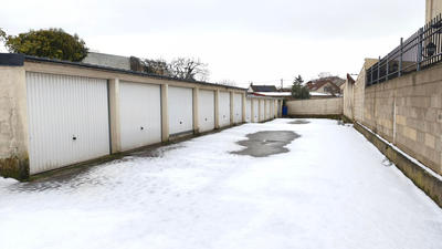 Parking - 450 m²