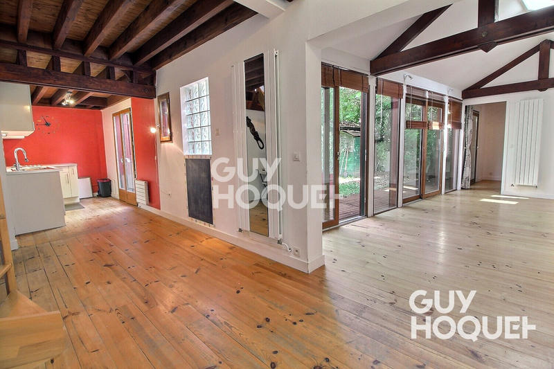 Maison - 83 m² - 4 pièces