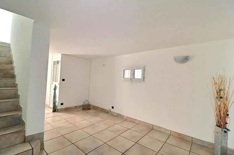 Maison - 60 m² - 3 pièces