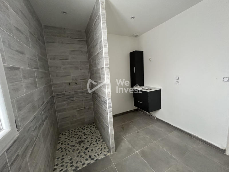 Maison - 95 m² - 5 pièces