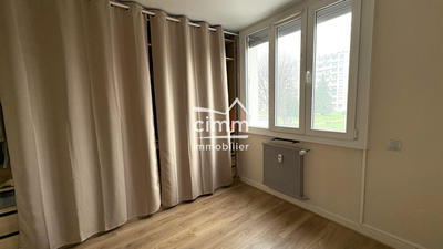Appartement - 65 m² - 4 pièces
