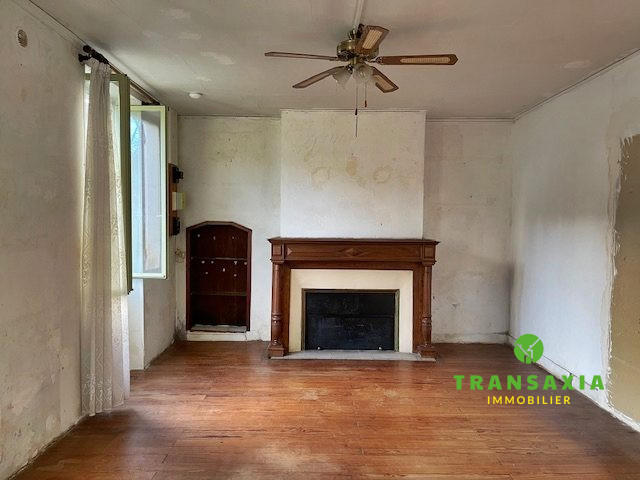 Maison ancienne - 198 m² - 8 pièces