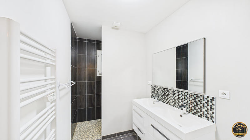 Maison - 81 m² - 3 pièces