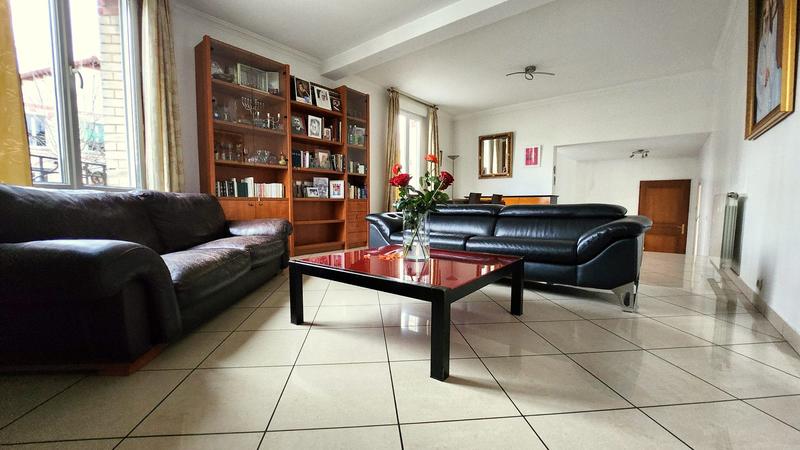 Maison - 142 m² - 6 pièces