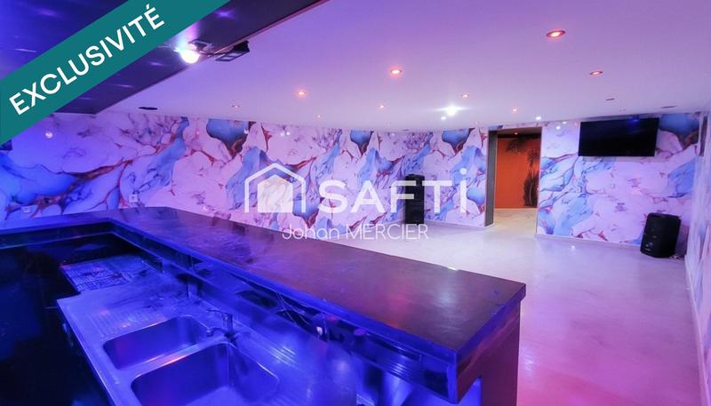 Local commercial - 200 m² - 4 pièces