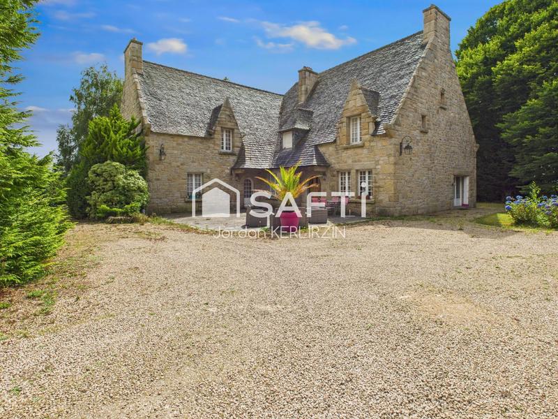 Maison - 380 m² - 13 pièces