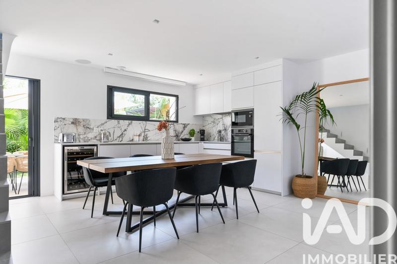 Maison - 82 m² - 3 pièces