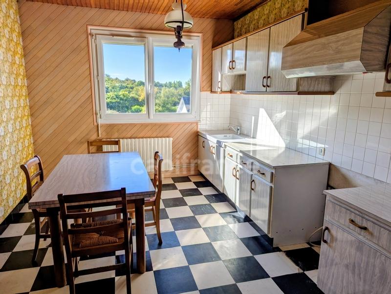 Maison - 106 m² - 6 pièces