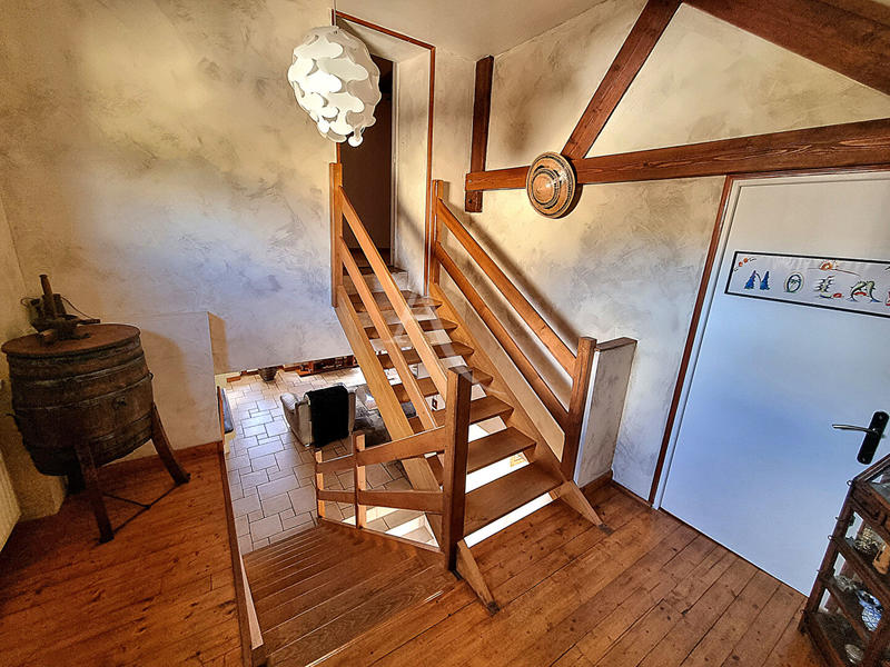 Maison - 176 m² - 8 pièces