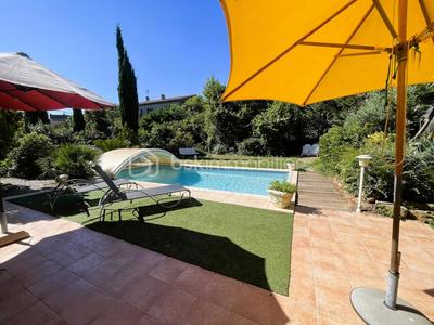 Villa - 130 m² - 5 pièces
