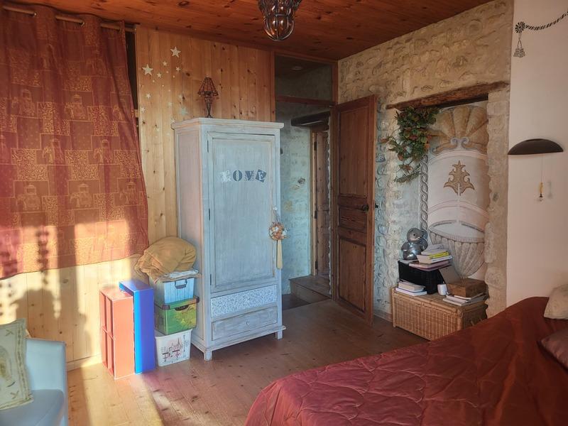 Maison de village - 100 m² - 4 pièces