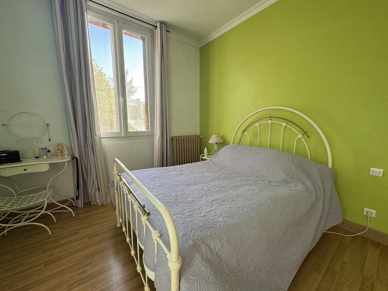 Maison - 217 m² - 8 pièces