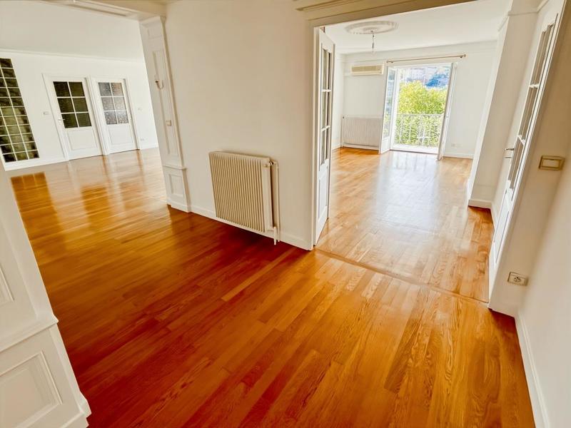 Appartement - 147 m² - 5 pièces