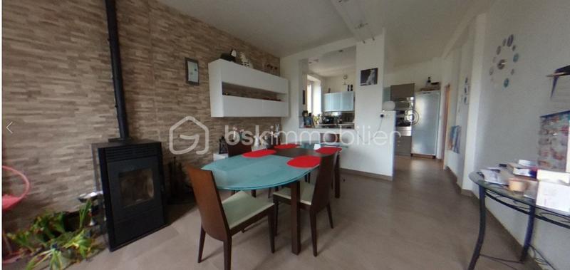 Propriété - 326 m² - 11 pièces