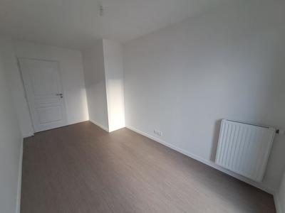 Maison - 77 m² - 4 pièces