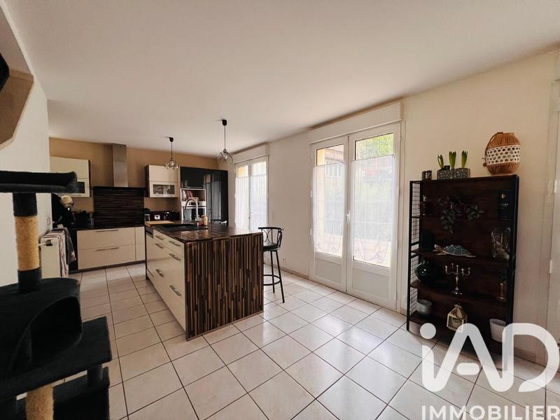 Maison - 160 m² - 6 pièces