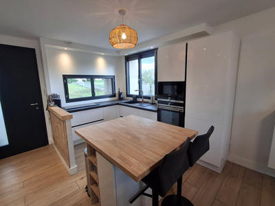 Appartement - 82 m² - 5 pièces