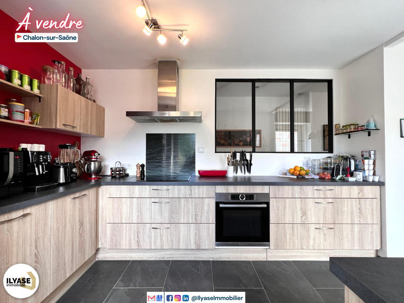 Appartement - 135 m² - 4 pièces