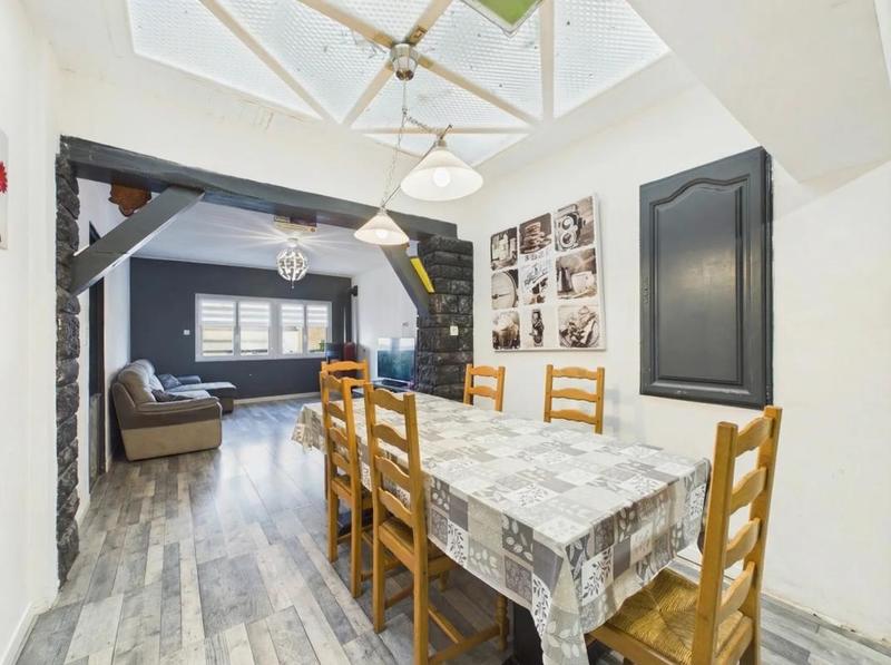 Maison - 128 m² - 5 pièces