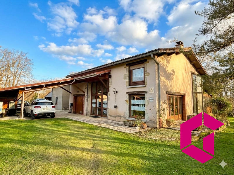 Maison ancienne - 248 m² - 7 pièces