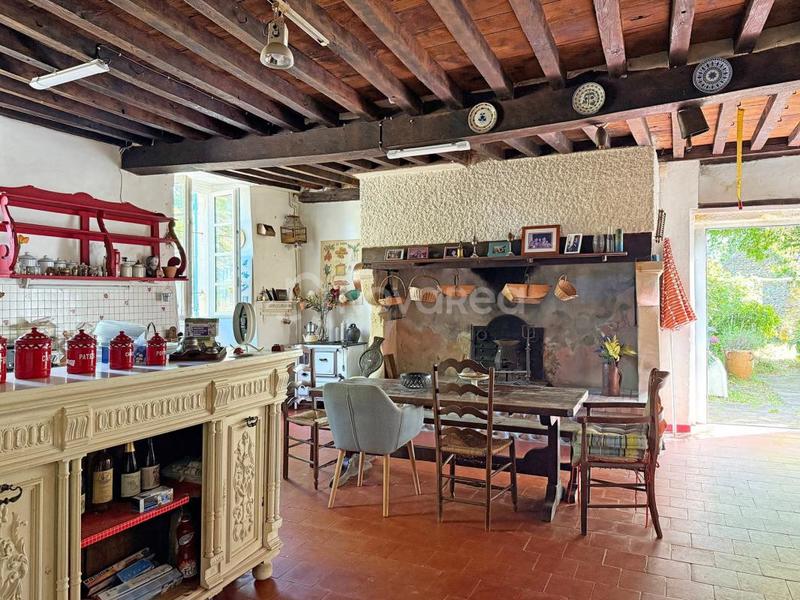 Maison - 325 m² - 8 pièces