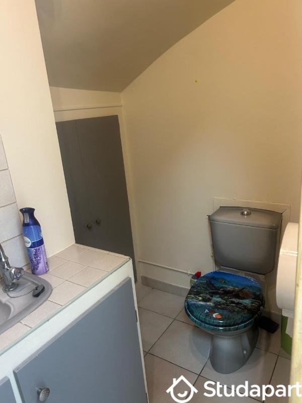 Chambre - 13 m² - 1 pièce