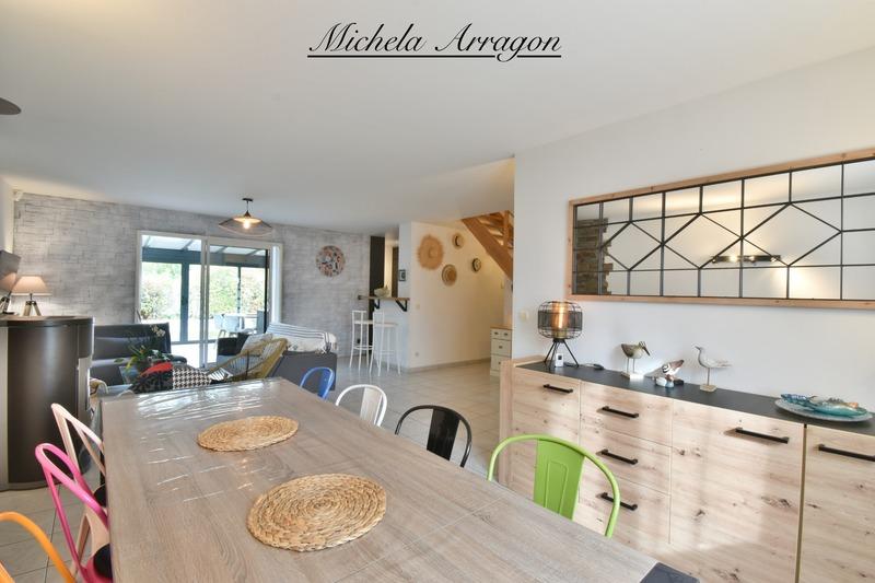 Maison - 152 m² - 7 pièces