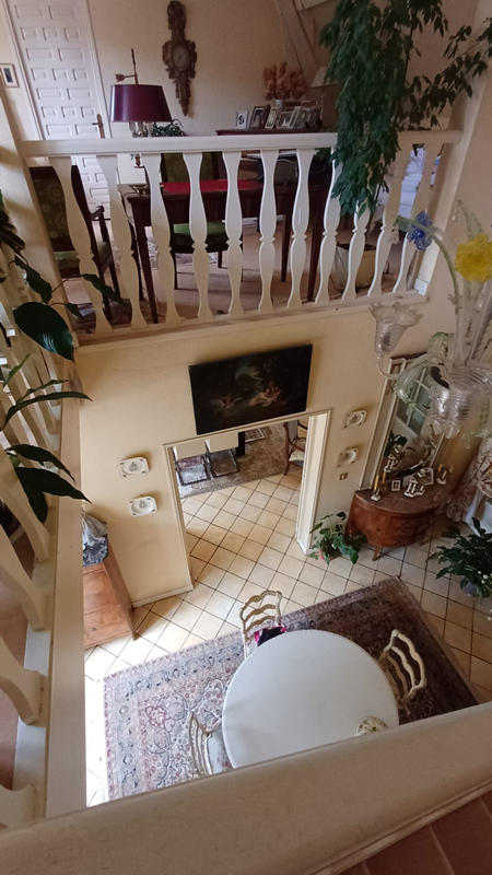 Maison - 210 m² - 6 pièces