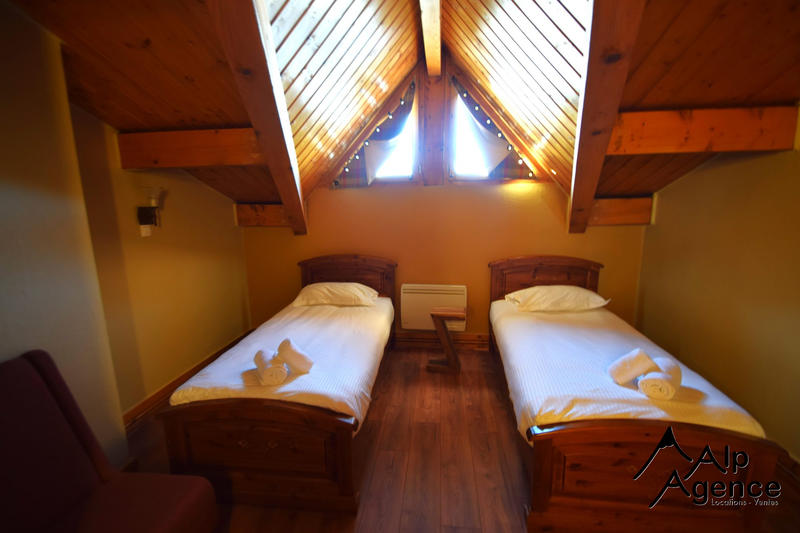 Appartement - 98 m² - 5 pièces