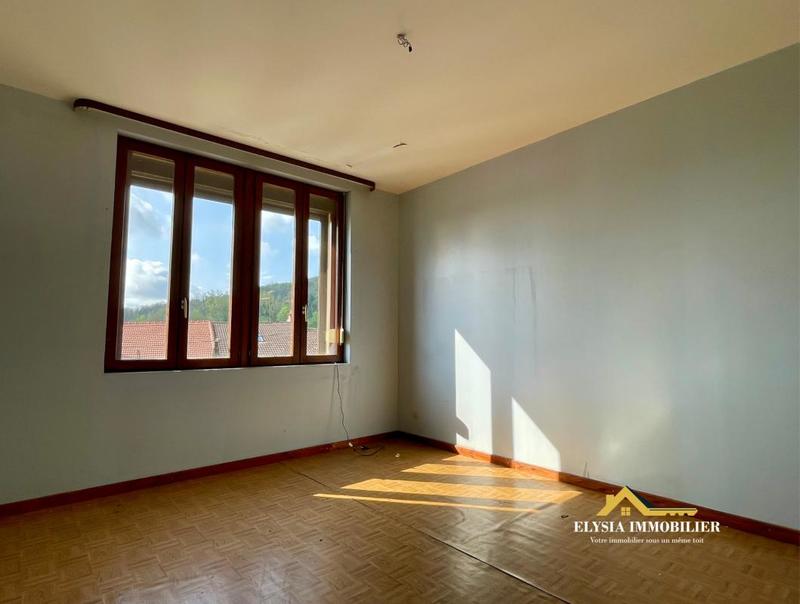 Maison - 95 m² - 6 pièces