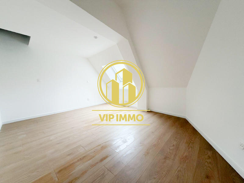 Maison - 90 m² - 6 pièces