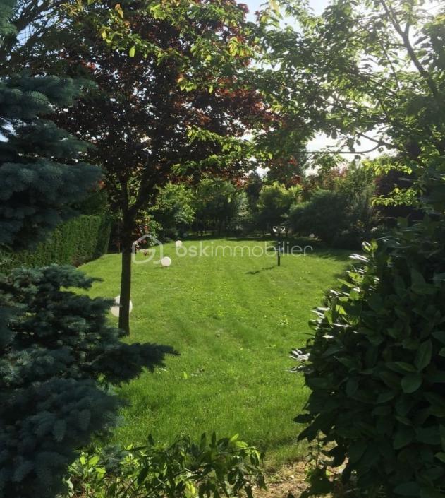 Maison d'architecte - 328 m² - 8 pièces