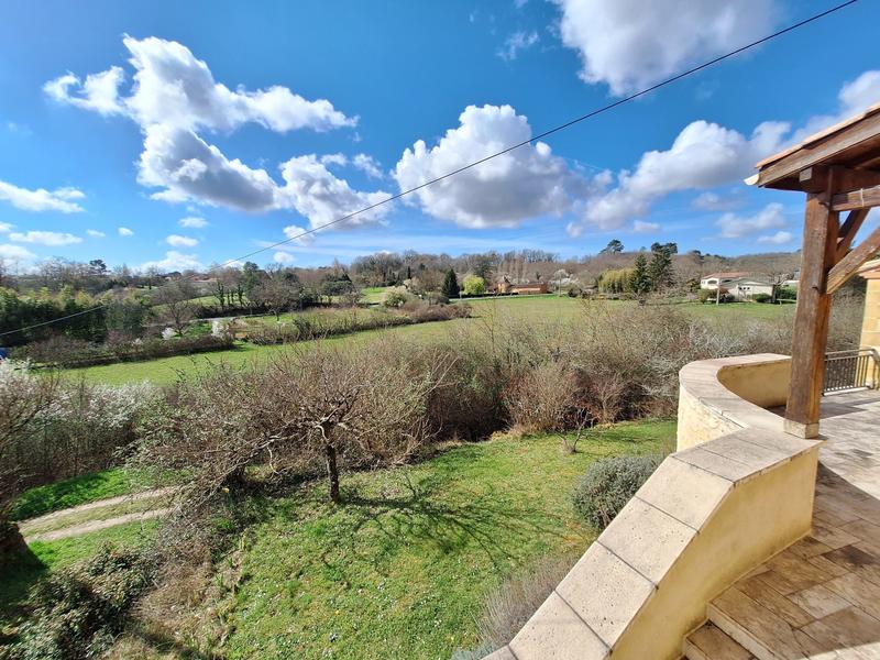 Maison traditionnelle - 110 m² - 5 pièces