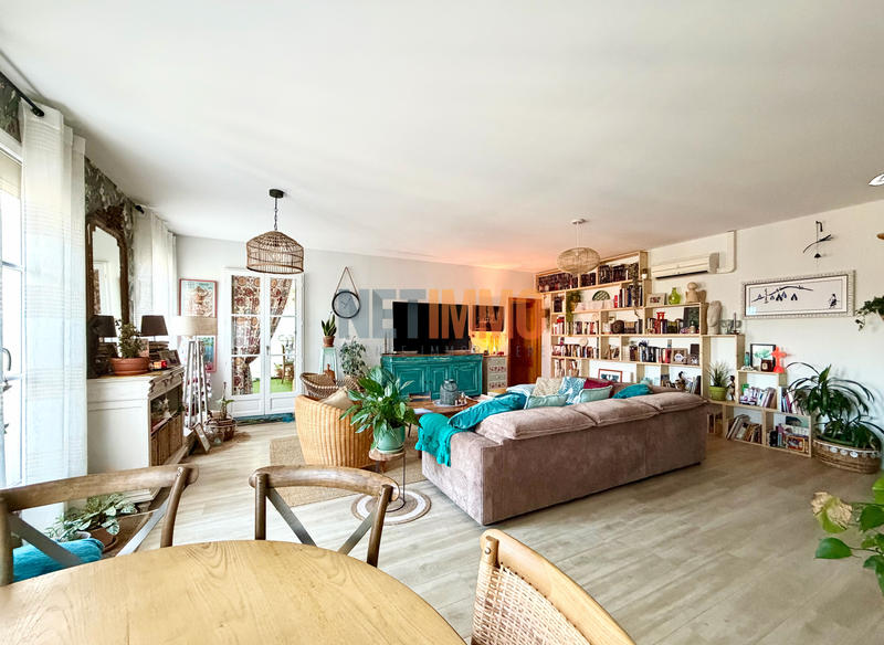 Appartement - 100 m² - 4 pièces