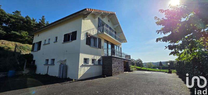 Maison - 152 m² - 5 pièces